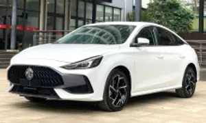 Hơn 400 triệu nên mua MG5 2023?