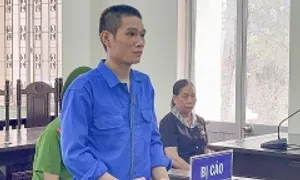 Giả bị bắt cóc để tống tiền mẹ ruột Giả bị bắt cóc để tống tiền mẹ ruột